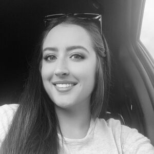 Meet your Posher, Laci